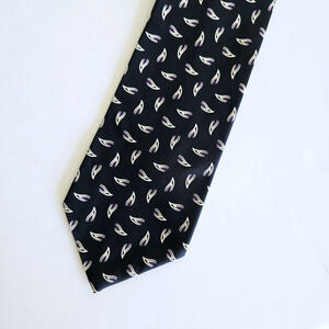 Vintage Isaac Zelcer Silk Necktie Black White Abstract Flame Print Retro Italy